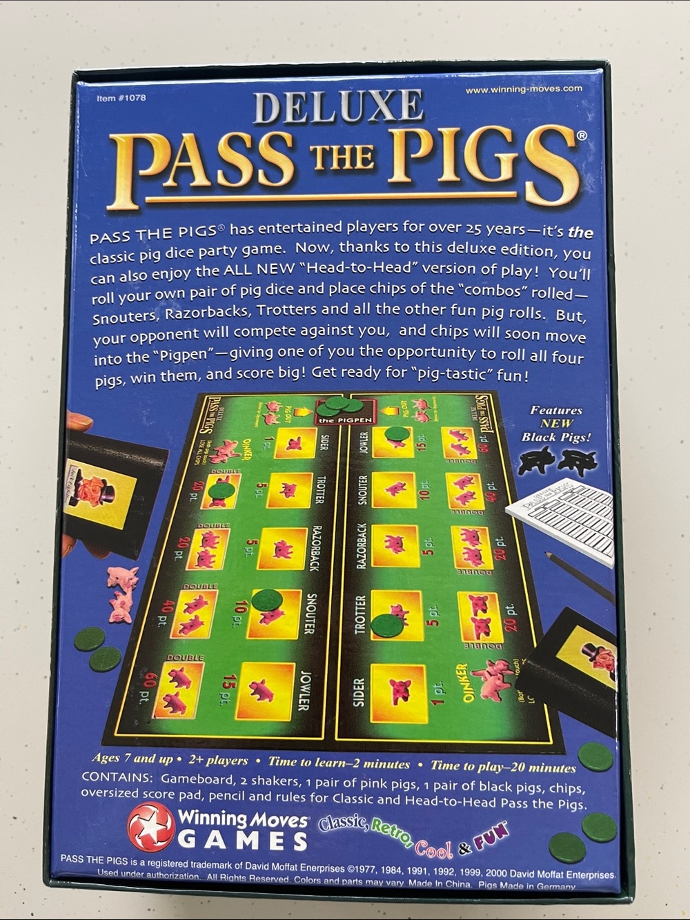 Winning Moves Deluxe Pass the Pigs Party Game - Green - Picture 2 of 7